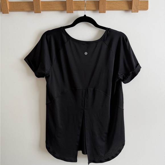 Lululemon Open Up Tie Back Tee - Picture 2 of 3